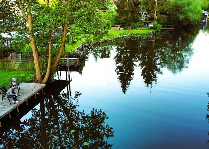 アパート Alt-berliner Schwanenhof -