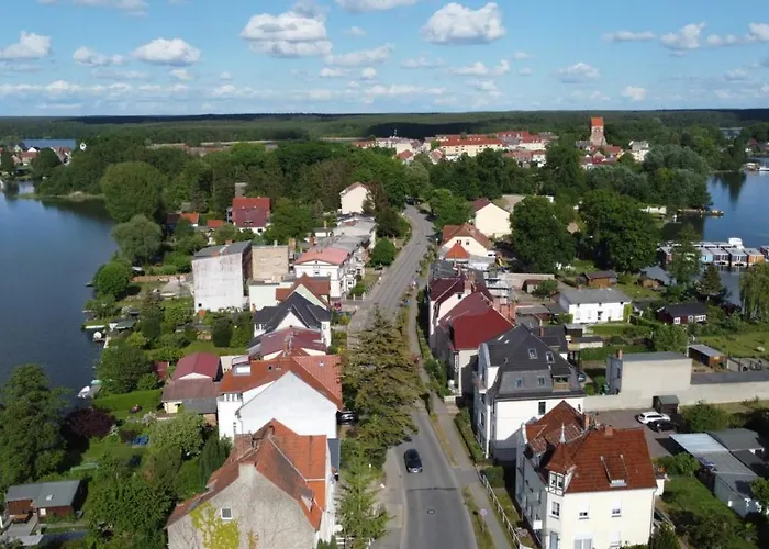 Alt-berliner Schwanenhof - アパート リヘン